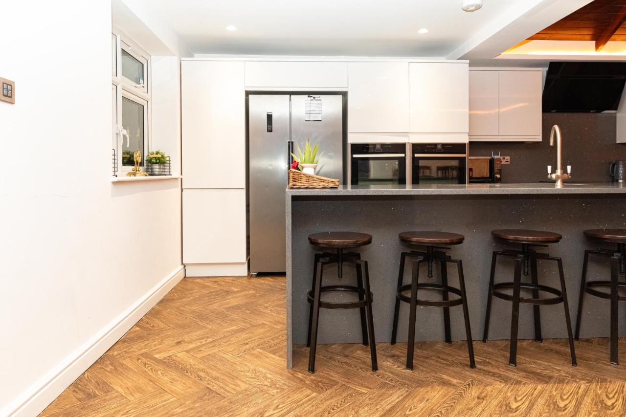 Bonneville House, Private Jacuzzi And Modern Interior Ferienhaus London