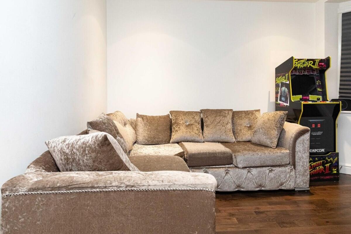 Bonneville House, Private Jacuzzi And Modern Interior Casa vacanze